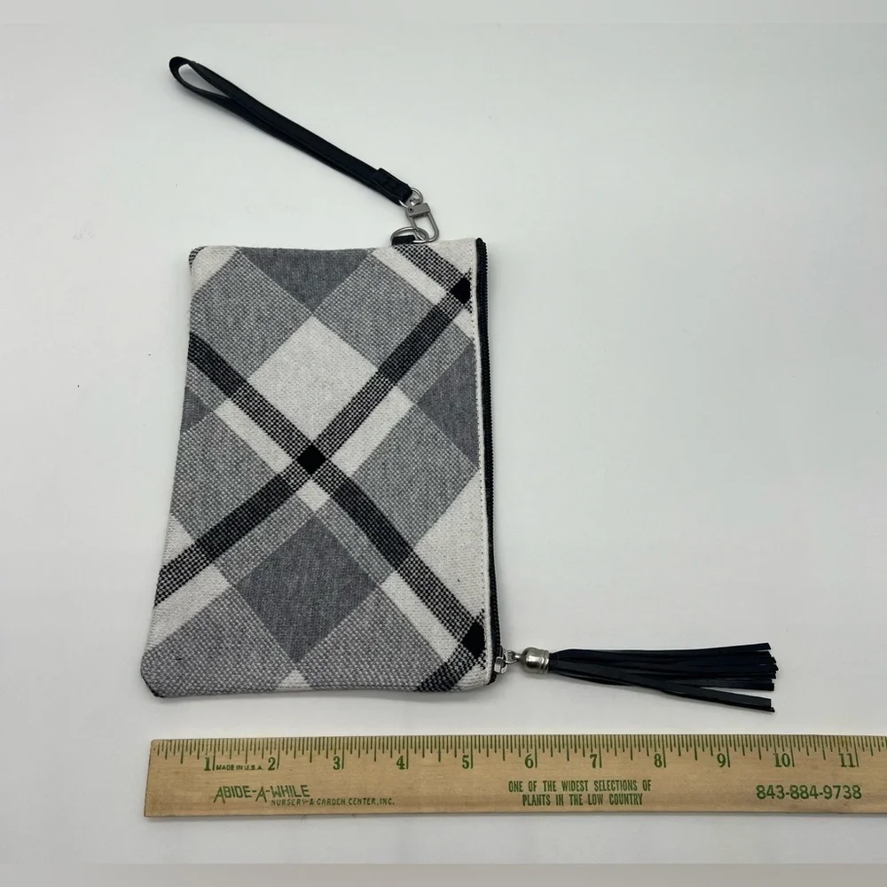Cosmetic bag plaid with wristlet strap and tassel